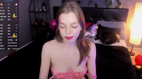 Tina Tayllor MY SHEDULEMondayTuesdaySaturdaySunday online show from February 2025 07:23:01 PM