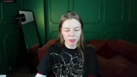 Snapshot of tina_tayllor__ chatting on February 2026 01:31:02 PM tina_tayllor__ online show from February 2026 01:31:02 PM