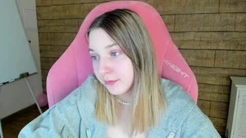 TinaBurton online show from May 2026 06:09:01 PM