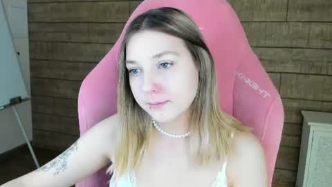 TinaBurton online show from June 2026 04:50:02 PM