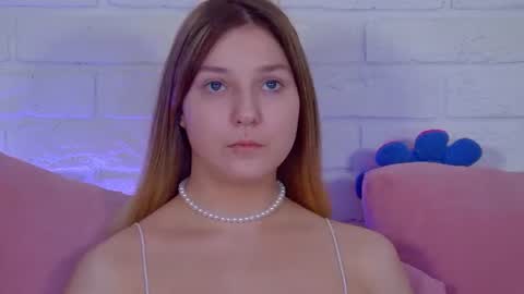 TinaBurton online show from June 2026 05:00:01 PM