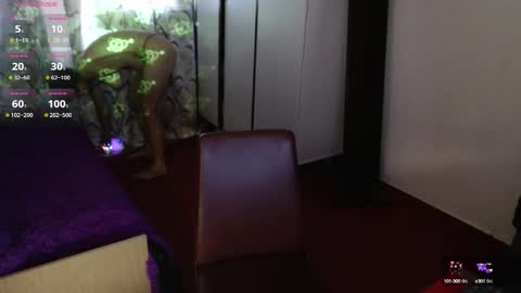 TinaFlower online show from September 2025 12:30:01 PM