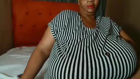 tinagiant online show from February 2026 08:45:02 PM