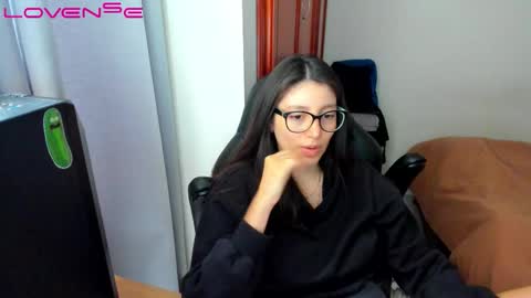 Snapshot of tinaricci chatting on November 2025 08:21:01 PM Tina online show from November 2025 08:21:01 PM