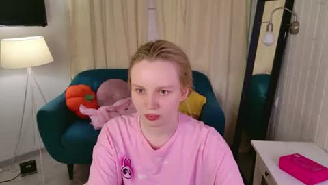 tinasiner online show from June 2026 01:53:02 PM