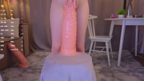 Annie online show from April 2026 09:13:01 PM