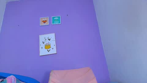 Snapshot of tinkerbell_1 chatting on March 2025 01:39:01 AM tinkerbell online show from March 2025 01:39:01 AM