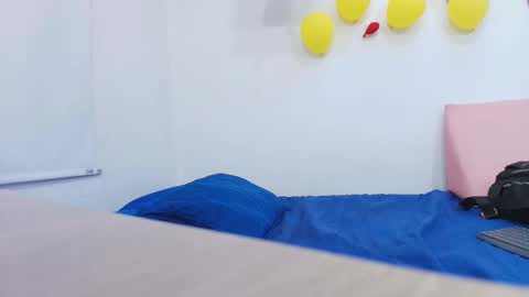 Snapshot of tinkerbell_1 chatting on October 2025 07:11:02 PM tinkerbell online show from October 2025 07:11:02 PM