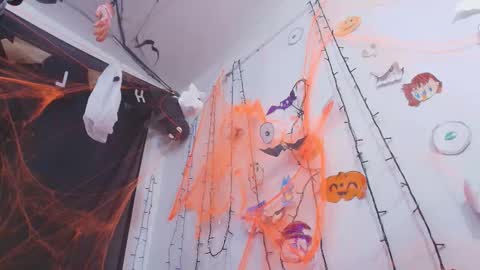 Snapshot of tinkerbell_1 chatting on October 2025 07:25:02 PM tinkerbell online show from October 2025 07:25:02 PM