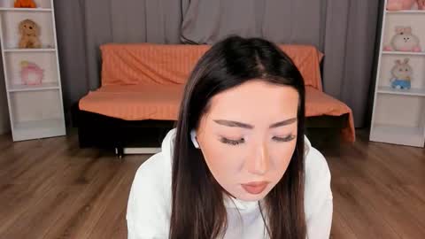 Tina online show from November 2025 11:16:02 AM