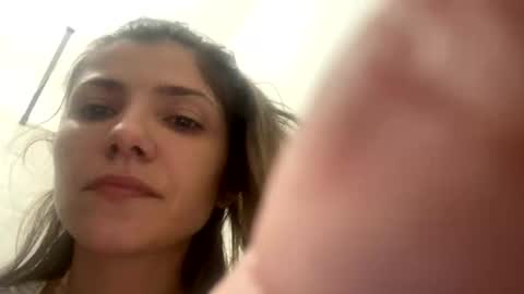 tinna21 online show from March 2026 04:18:01 PM