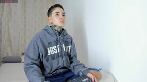 Snapshot of tinny_and_candy chatting on November 2025 07:14:01 AM TINNY AND CANDY online show from November 2025 07:14:01 AM