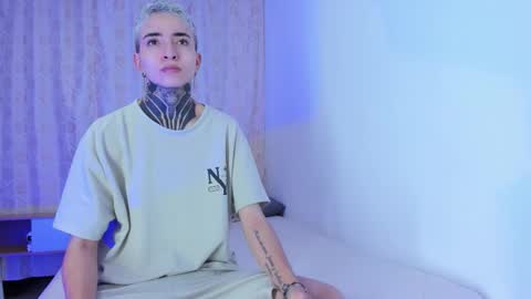 Snapshot of tinny_and_candy chatting on December 2025 11:59:01 AM TINNY AND CANDY online show from December 2025 11:59:01 AM