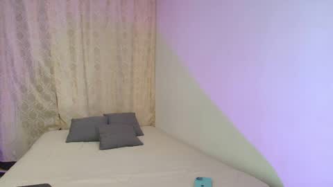 Snapshot of tinny_and_candy chatting on April 2026 11:29:01 AM TINNY AND CANDY online show from April 2026 11:29:01 AM