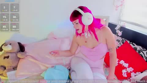 Emmy M online show from June 2026 07:29:01 PM