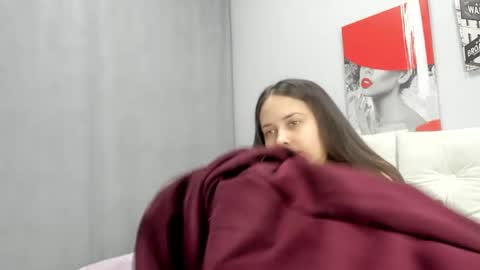 Snapshot of tiny__juju chatting on April 2026 01:06:02 AM JuJu online show from April 2026 01:06:02 AM