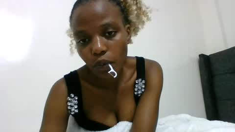 tiny_charm online show from July 2026 09:53:01 PM