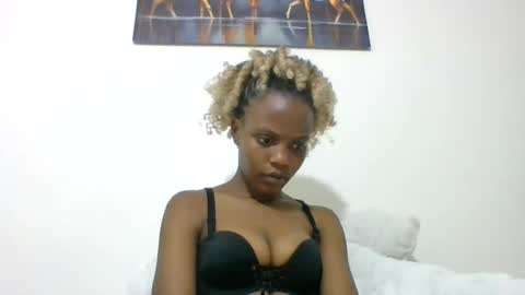 tiny_charm online show from July 2026 08:11:02 PM