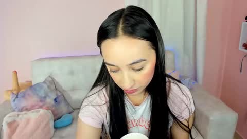 Snapshot of tiny_cora chatting on March 2025 04:44:01 PM tiny_cora online show from March 2025 04:44:01 PM