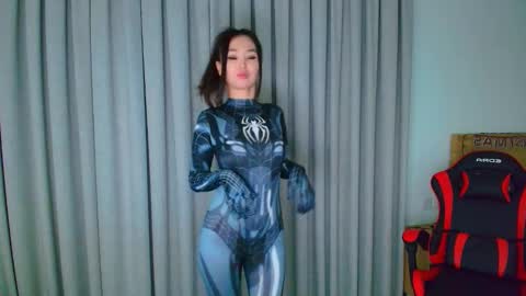 Lia online show from January 2025 05:29:02 PM