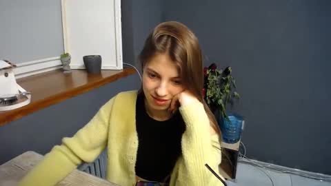 Snapshot of tiny_felicity chatting on March 2025 08:08:01 AM Gloria online show from March 2025 08:08:01 AM