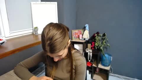 Snapshot of tiny_felicity chatting on March 2025 10:35:02 AM Gloria online show from March 2025 10:35:02 AM