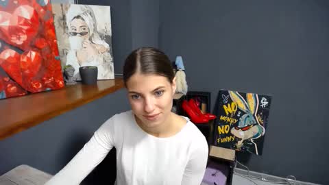 Snapshot of tiny_felicity chatting on September 2025 06:48:02 AM Gloria online show from September 2025 06:48:02 AM