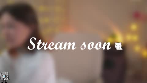 Snapshot of tiny_miracle chatting on February 2025 04:14:02 PM Lyssa online show from February 2025 04:14:02 PM