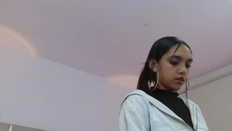 Snapshot of tiny_tay chatting on February 2026 12:36:01 PM tiny_tay online show from February 2026 12:36:01 PM