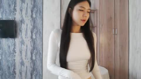 Snapshot of tinykawaii chatting on May 2026 02:40:01 AM Tina extra tips in PVT online show from May 2026 02:40:01 AM
