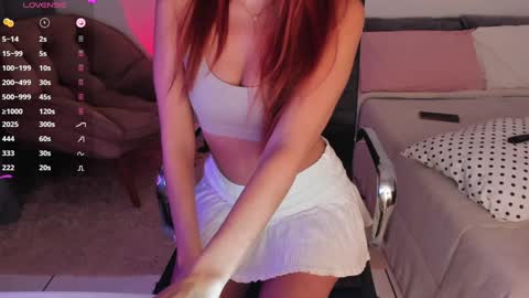 Giulia online show from January 2025 11:57:01 AM