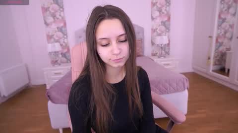 Snapshot of tinynataliee chatting on February 2026 02:57:02 PM tinynataliee online show from February 2026 02:57:02 PM