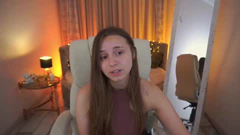 tinynataliee online show from July 2026 08:11:02 PM