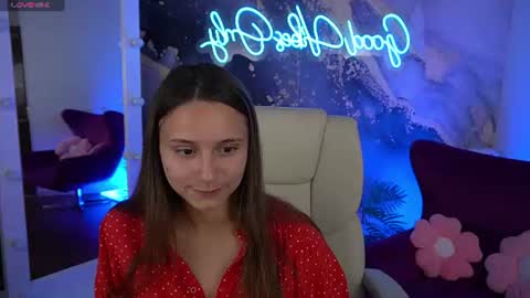 tinynataliee online show from July 2026 07:27:02 PM