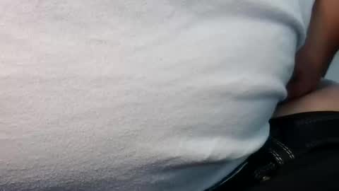 Snapshot of tinypecker6 chatting on November 2025 07:37:01 PM tinypecker6 online show from November 2025 07:37:01 PM