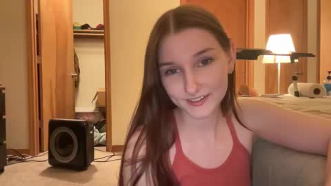 Tia online show from October 2025 05:26:02 AM