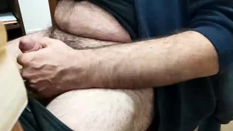 Snapshot of tiobelo chatting on December 2024 09:22:01 PM tiobelo online show from December 2024 09:22:01 PM