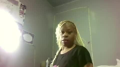 tishrella online show from February 2026 06:13:01 AM