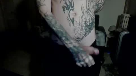 Snapshot of tiswillfuckup chatting on December 2025 12:18:02 AM tiswillfuckup online show from December 2025 12:18:02 AM