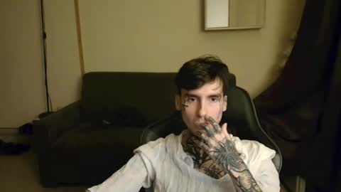 Snapshot of tiswillfuckup chatting on January 2026 02:06:02 AM tiswillfuckup online show from January 2026 02:06:02 AM