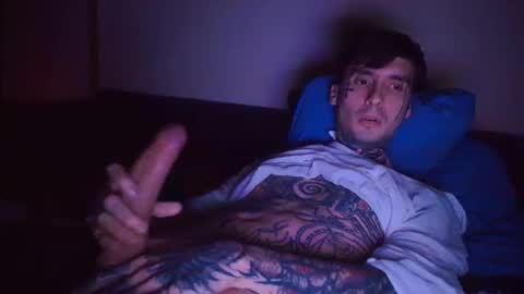 Snapshot of tiswillfuckup chatting on January 2026 02:05:02 AM tiswillfuckup online show from January 2026 02:05:02 AM