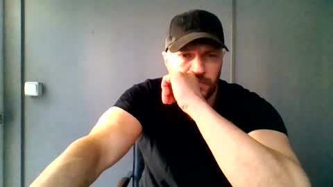 titan_heart online show from June 2026 05:02:02 AM