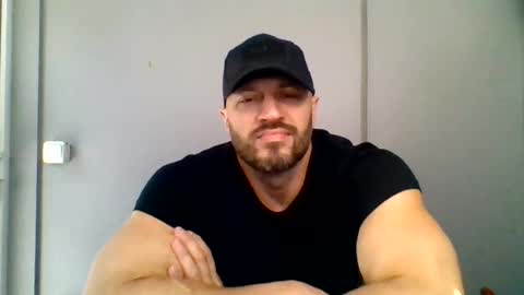 titan_heart online show from July 2026 10:11:02 AM