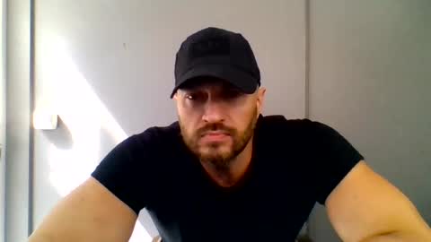 titan_heart online show from July 2026 12:48:02 PM