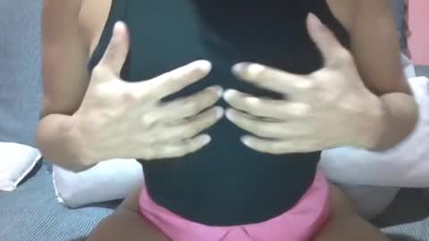 titiasafadinhacam online show from July 2026 09:51:01 PM