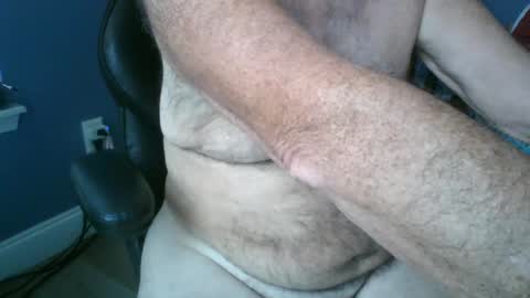 Snapshot of titman98 chatting on October 2025 12:51:01 PM titman98 online show from October 2025 12:51:01 PM