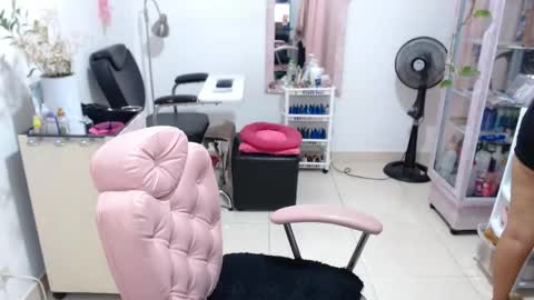 DIVA online show from May 2026 03:52:01 PM