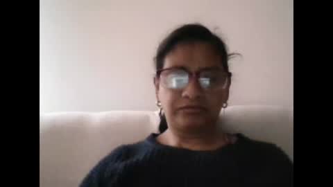 Ester online show from December 2024 11:01:01 AM