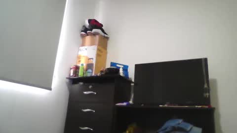 Ester online show from January 2025 05:51:02 PM