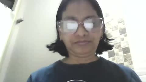 Ester online show from May 2026 03:55:02 AM